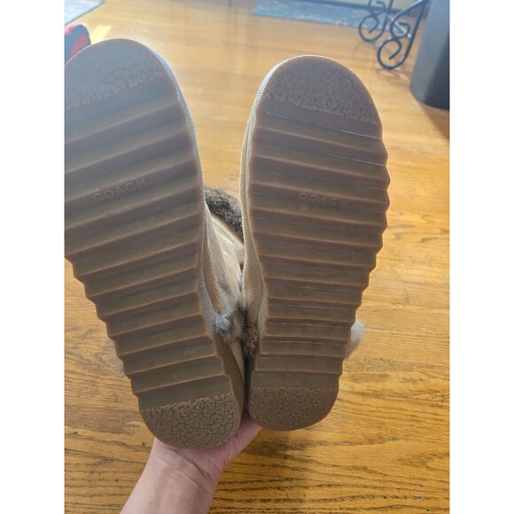 Coach Deeann Signature Embossed Suede Rabbit Fur Trim Women 8B Boots - Picture 6 of 9